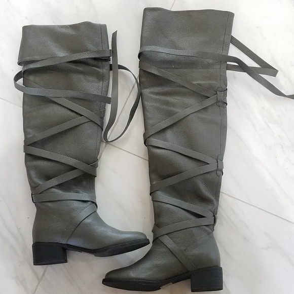 Colin  Stuart  Thigh High Boots Size 6 - Picture 1 of 13